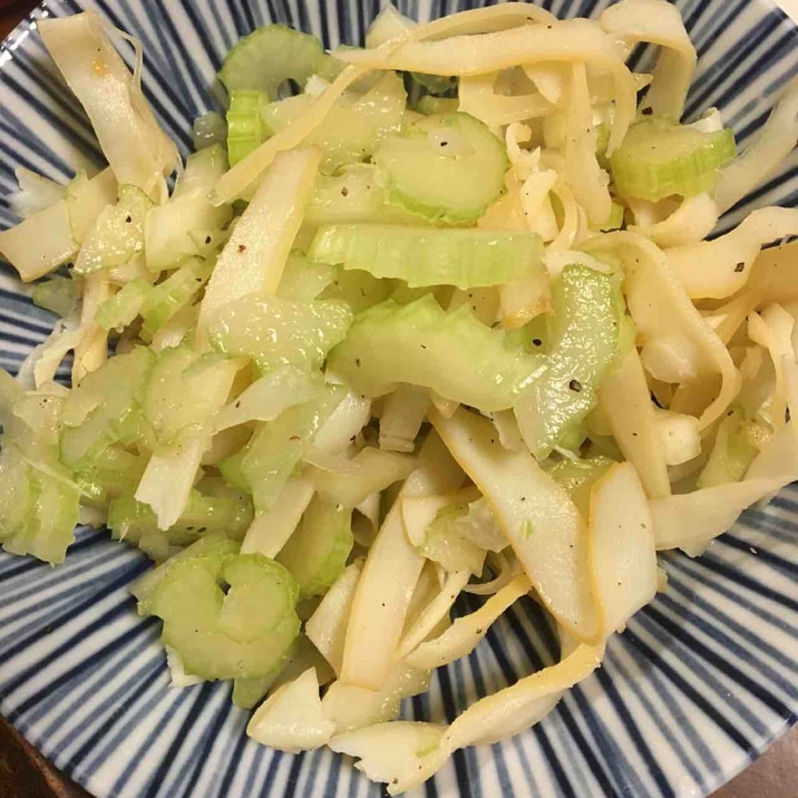 セロリとイカの燻製のマリネ レシピ 作り方 By こまち 楽天レシピ